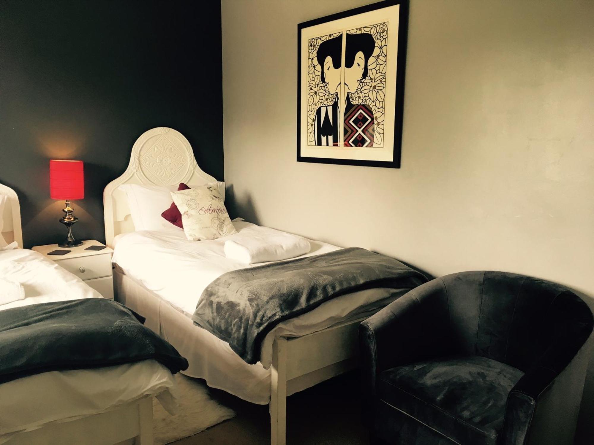 Worth House Bed And Breakfast Уелс Стая снимка